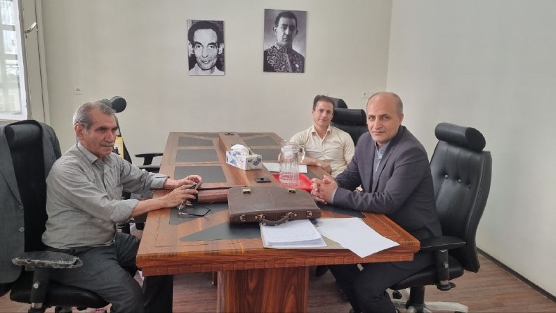 حضور ارزشمند همکاران گرامی  کمیسیون معاضدت کانون وکلای دادگستری استان کرمانشاه